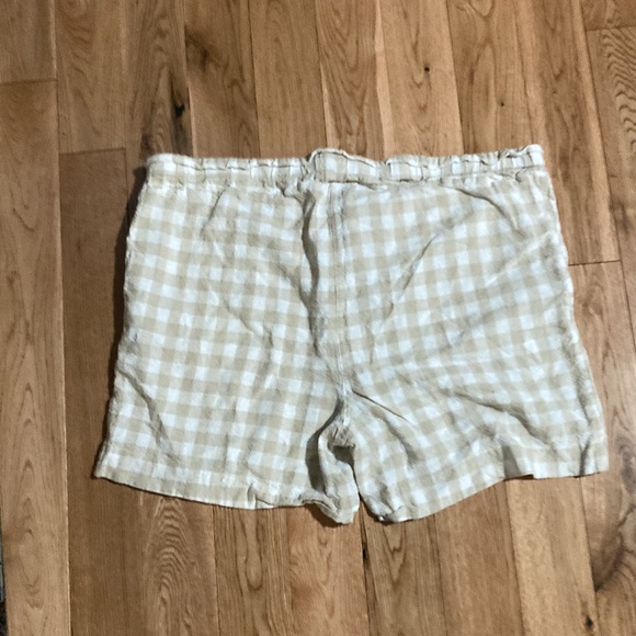 Jules& Leopold casuals tan and white square shorts - Picture 2 of 4